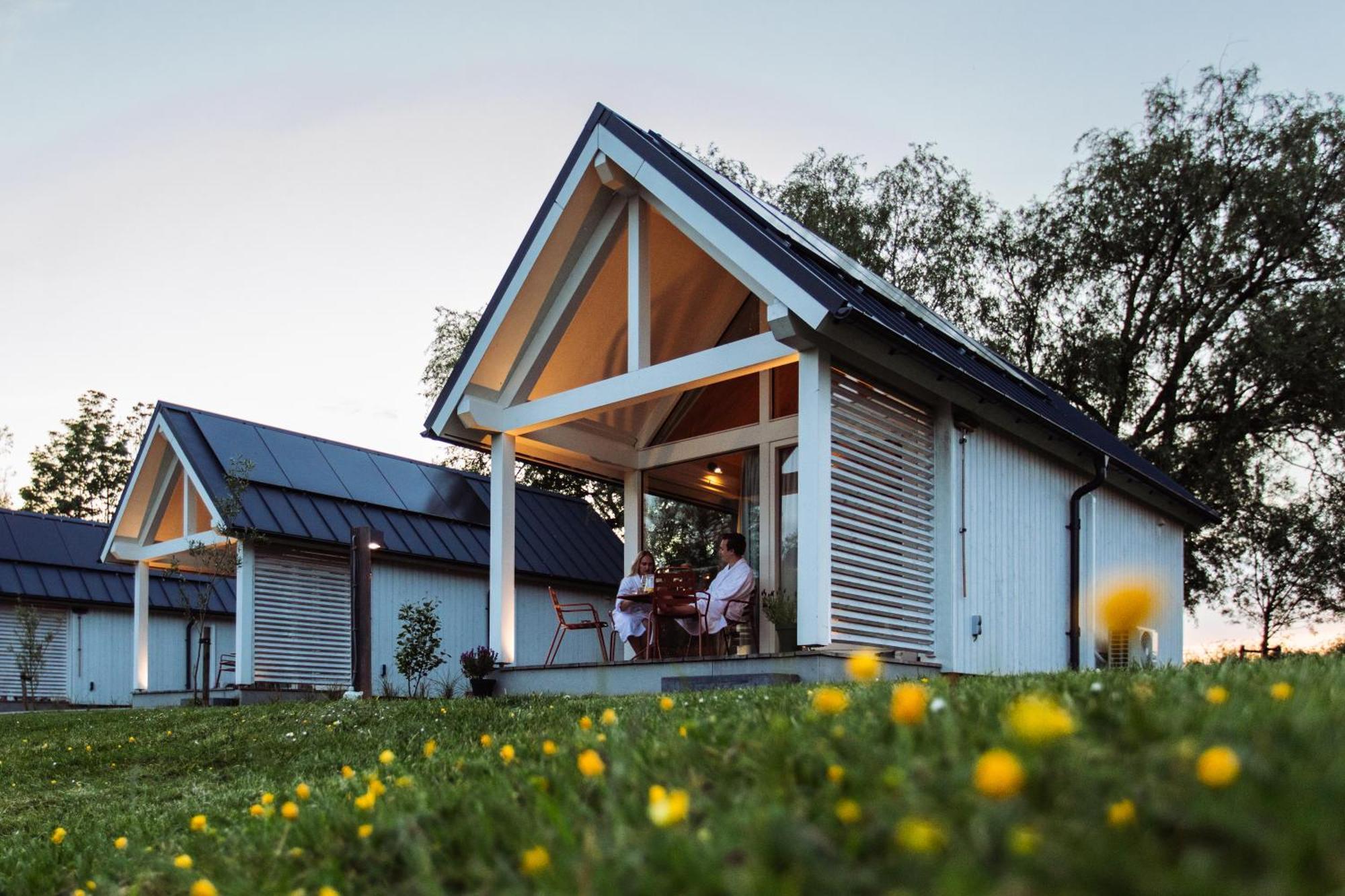 Tiny House - Optioneel Met Hottub Apartment Dokkum Room photo